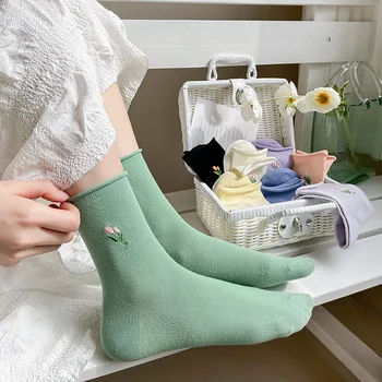 Женские носки с цветочной вышивкой, Винтажные носки Harajuku, женские хлопковые дышащие Японские Модные Однотонные Милые длинные носки